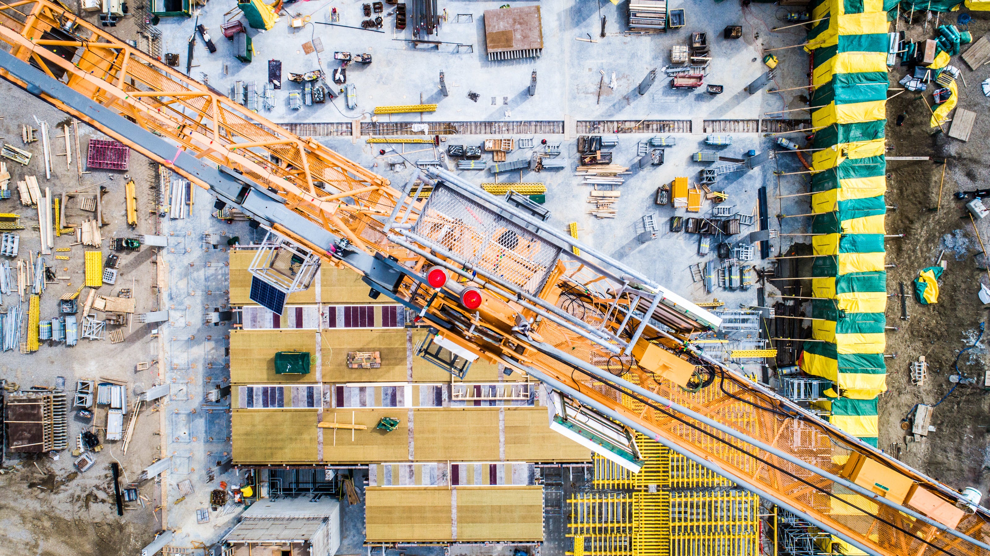UK construction trends report: Exploring five key trends influencing the UK's construction market, and how those trends are impacting construction insurance risks.