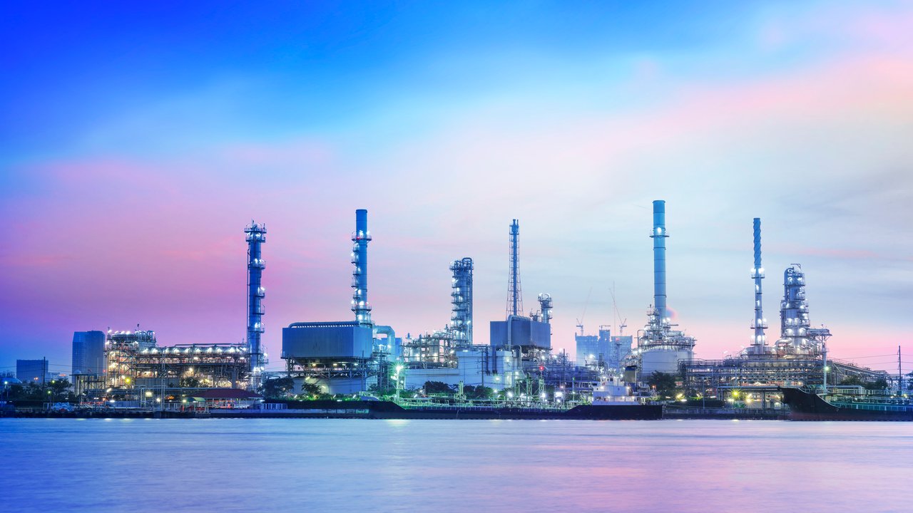 Risk transfer solutions for the energy sector