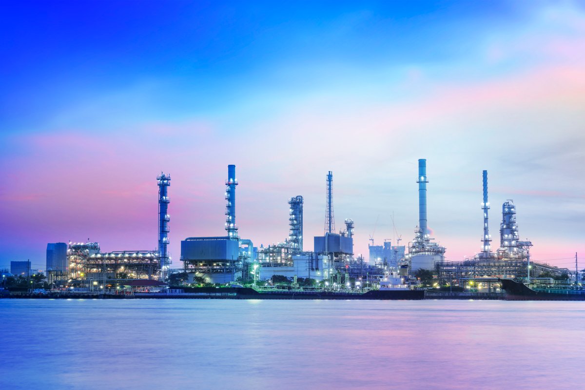 Supporting the future of mid- and downstream energy | Munich Re