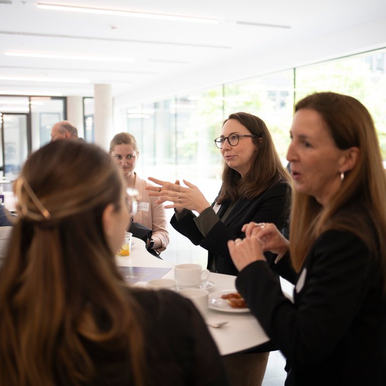 Wissensaustausch zu aktuellen Cyber-Themen