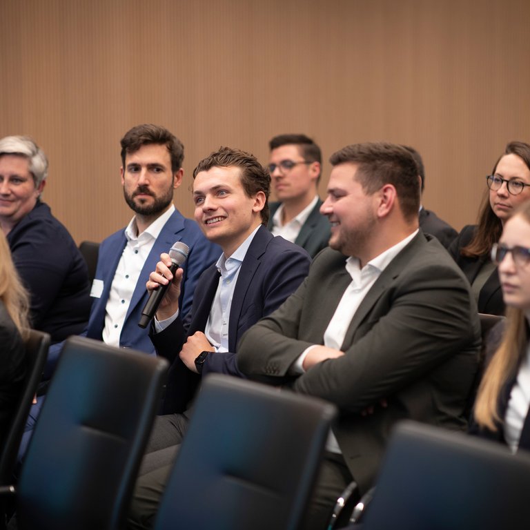 Resilienz aufbauen durch Dialog 