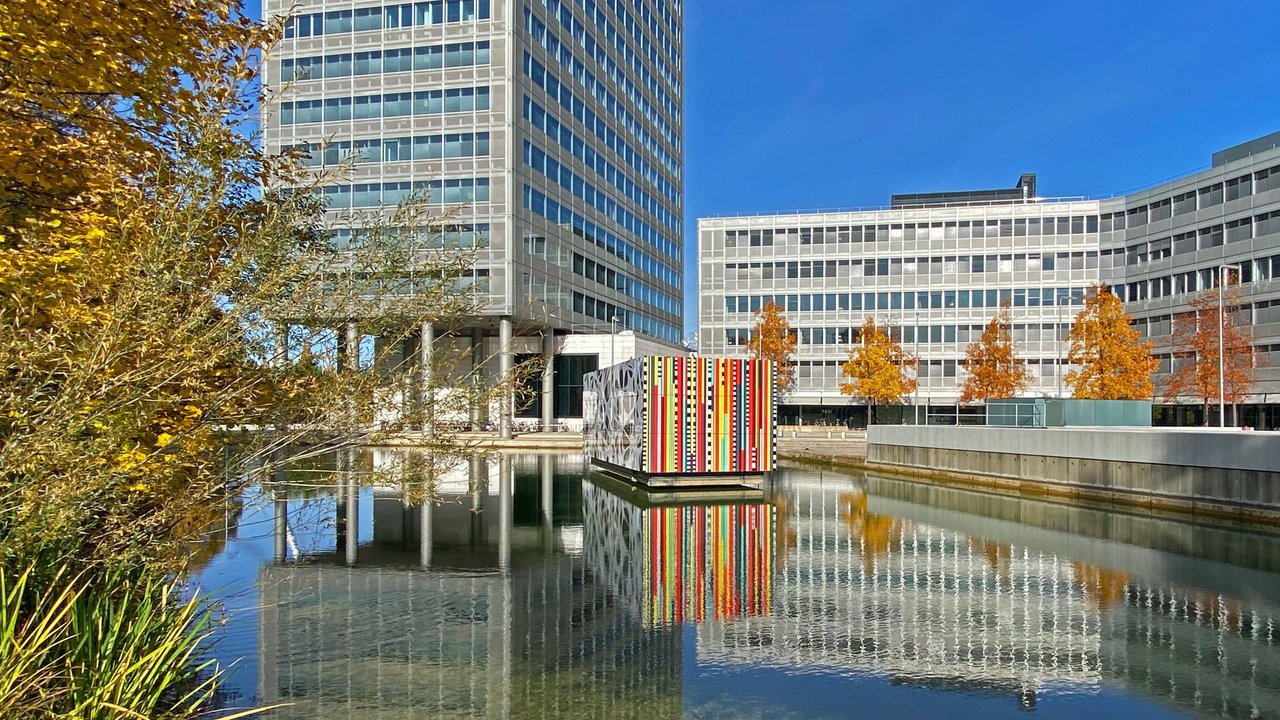 Roland Fischer, Kubus im See, 2021