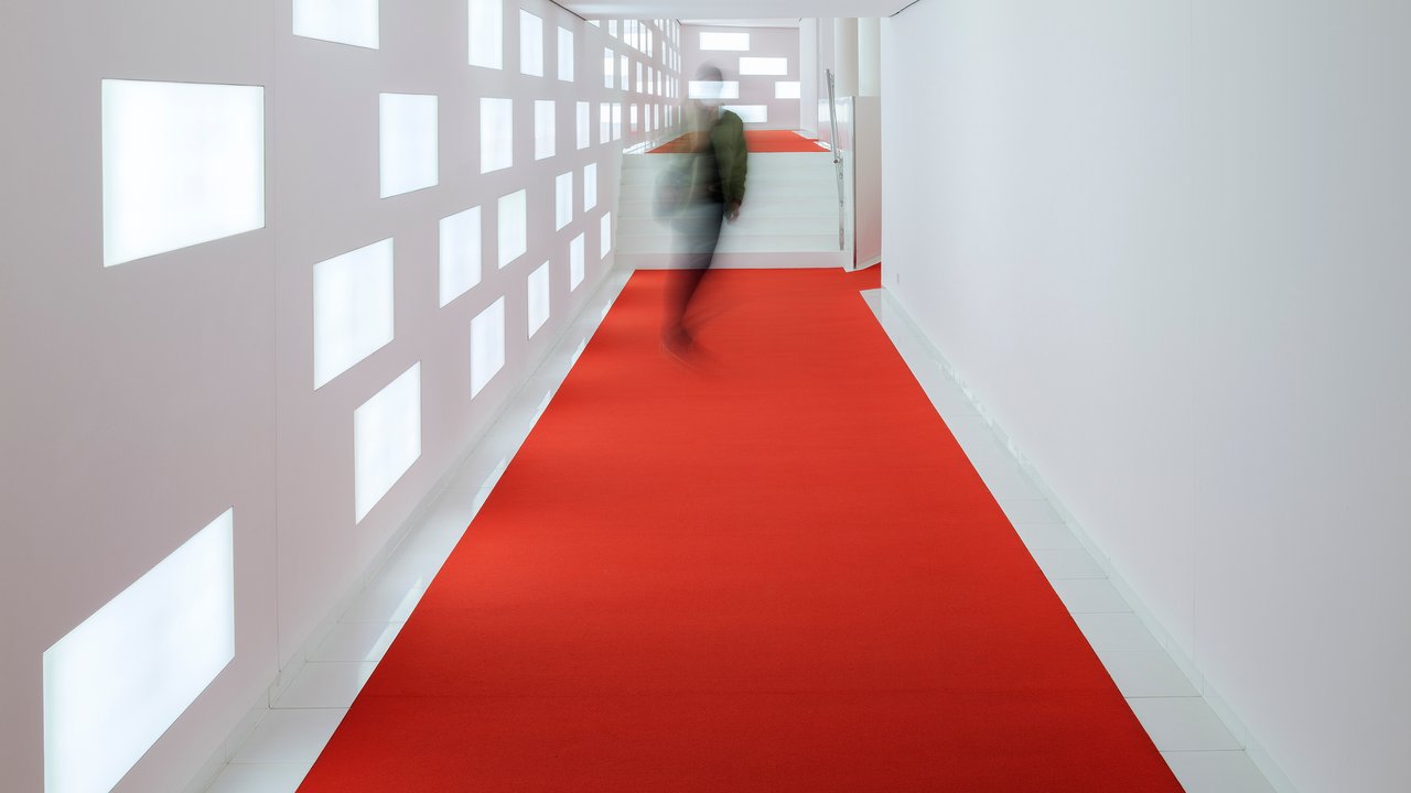 Passageninstallation von Ulrich Horndash und Dietmar Tanterl