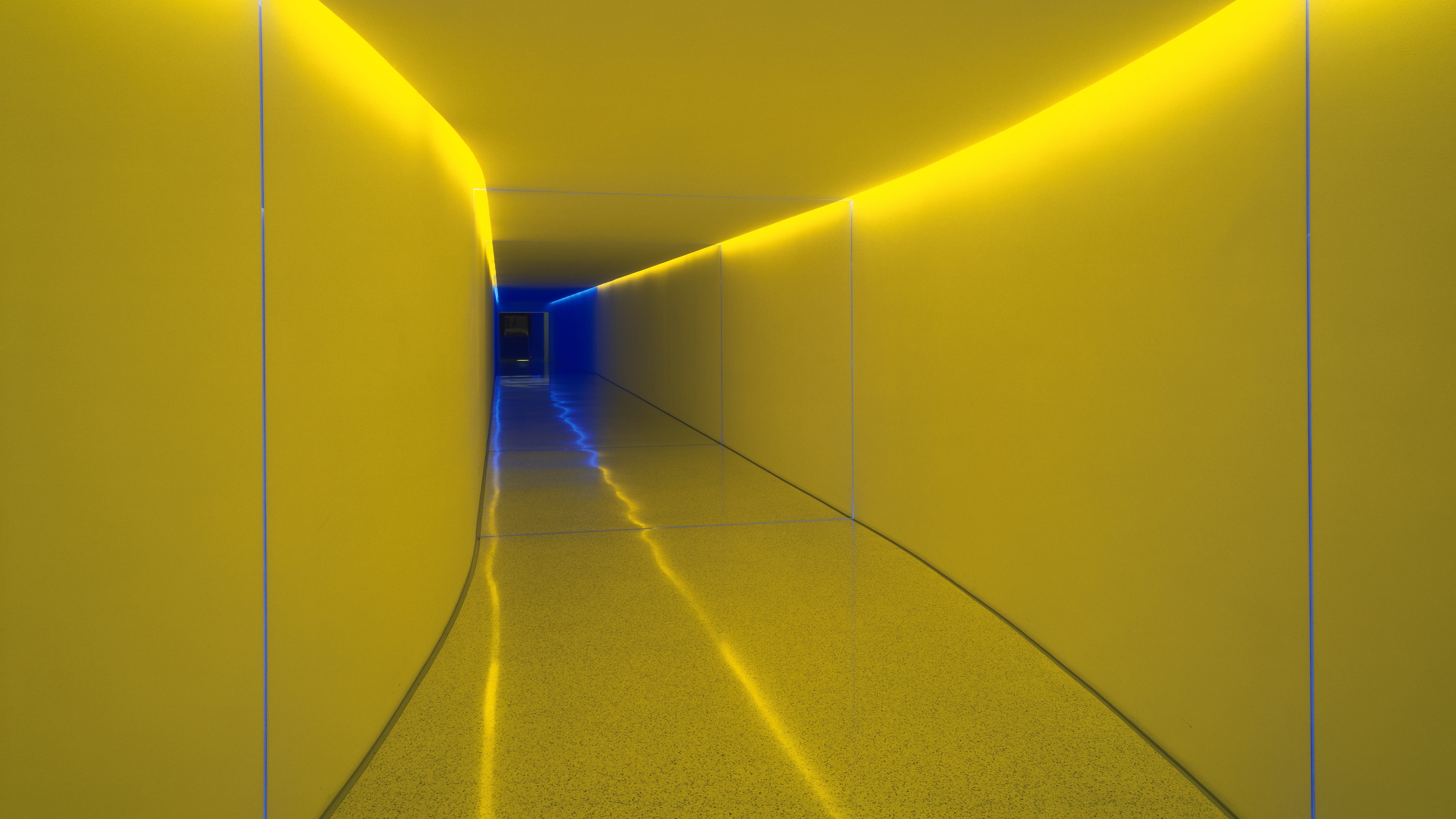 Light Installation "The Inner Way", 1999 by James Turrell