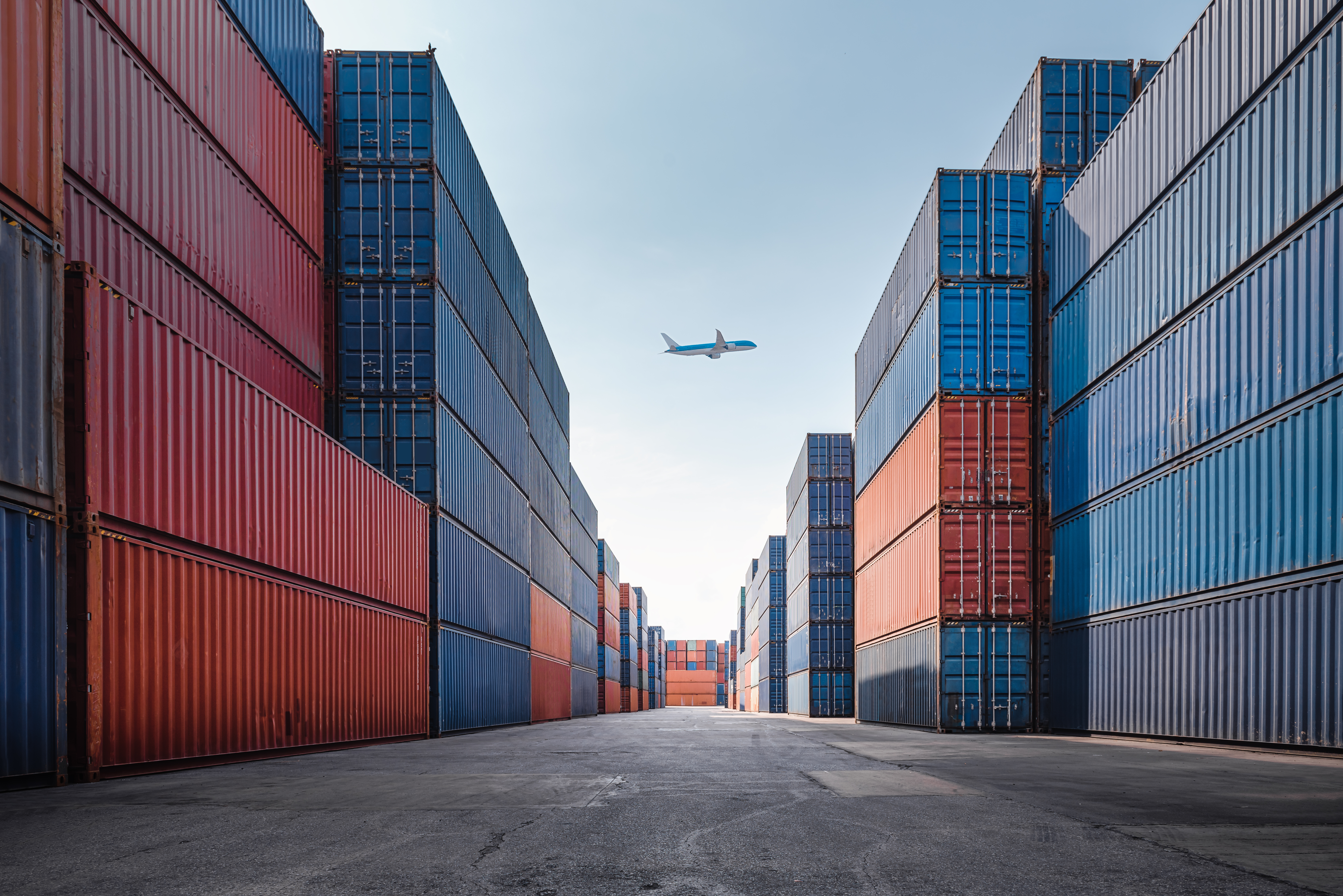 How goods are transported and which Incoterms Rules are appropriate