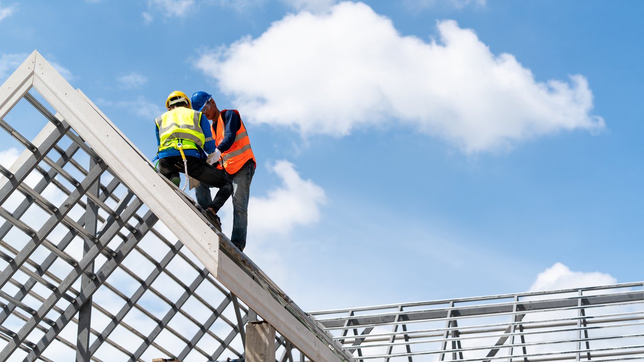 reinsurance company offering contract and commercial surety bonds 