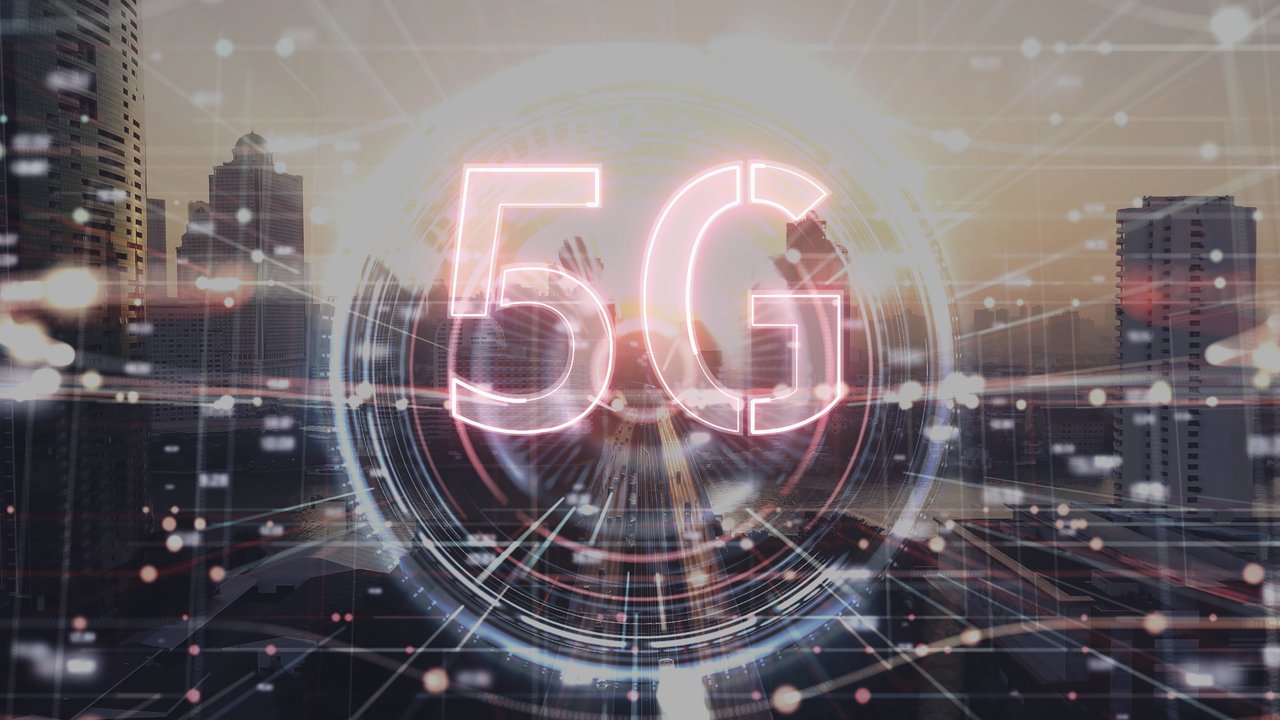 5G technology in a city concept