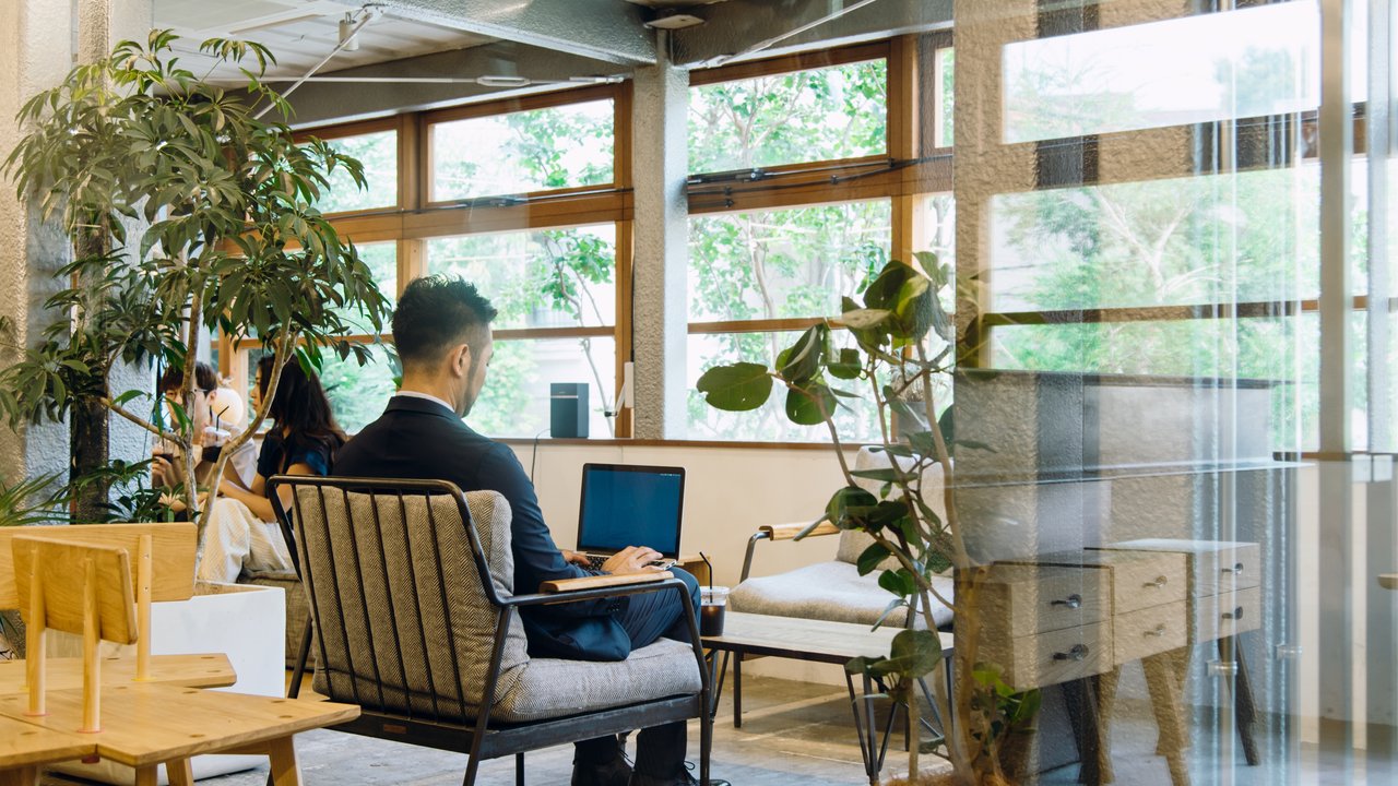 Shared work spaces | Hybrid work environments