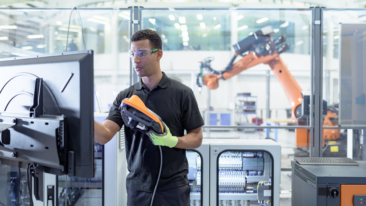 HSB Machinery and Technology Combined | Equipment Breakdown Insurance and Inspection