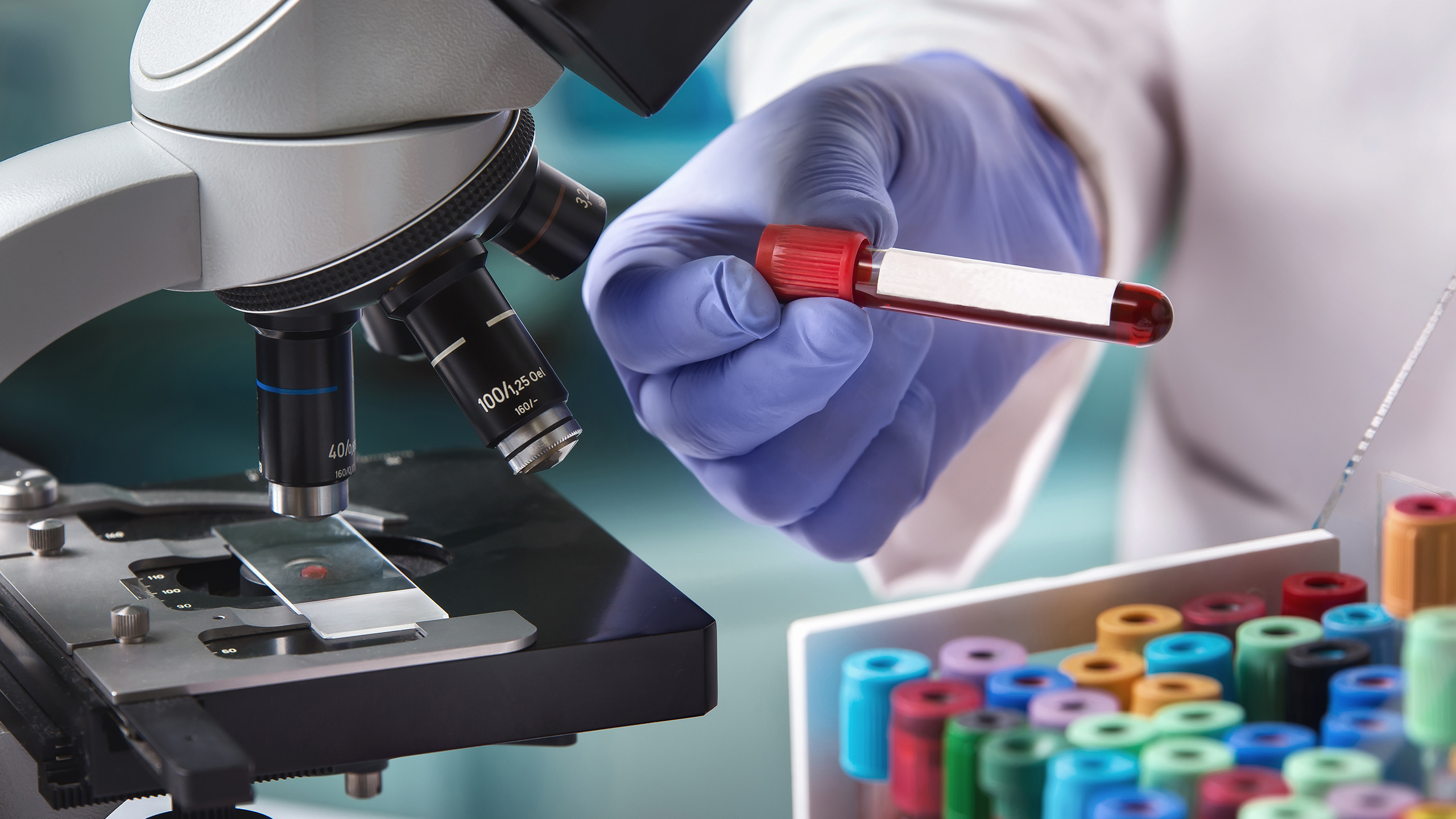 Navigating turbulent waters: How life sciences companies are managing converging risks in an era of uncertainty