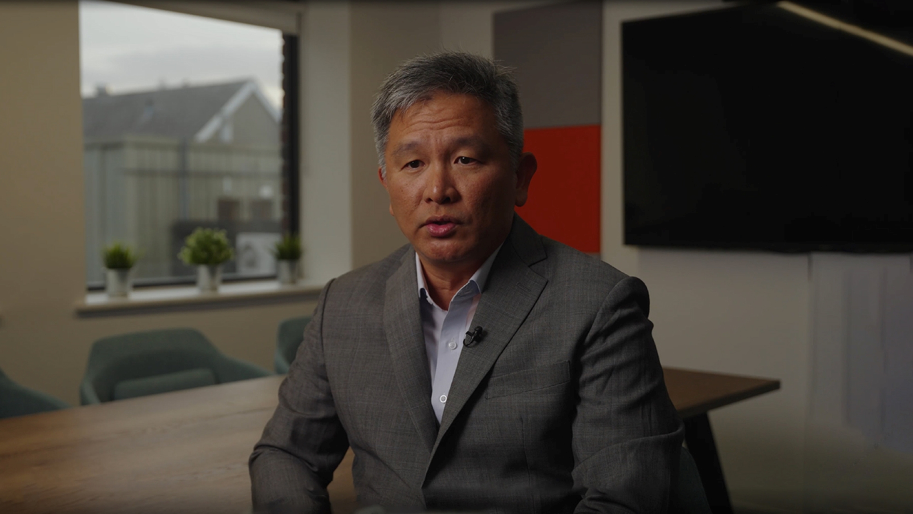 Digital Transformation in the Insurance Industry Henry Wong VP of Business Developement Asia