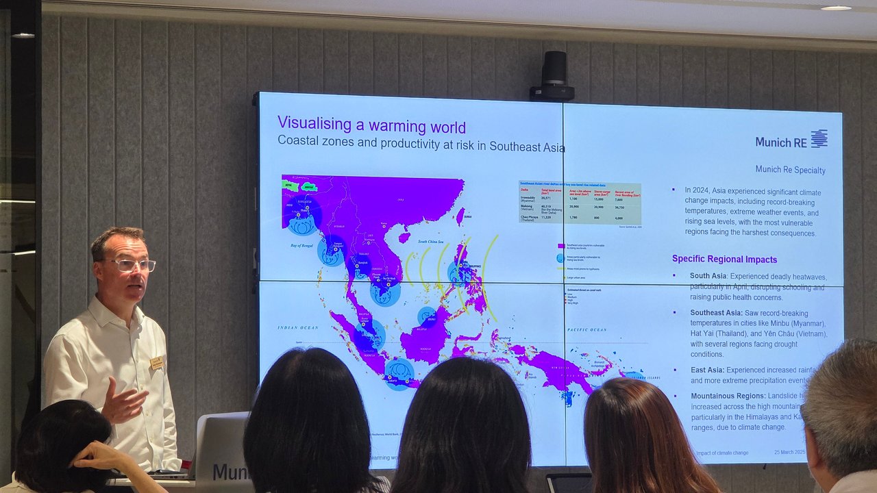 Julian Richardson presenting at the Sustain Festival event in Singapore